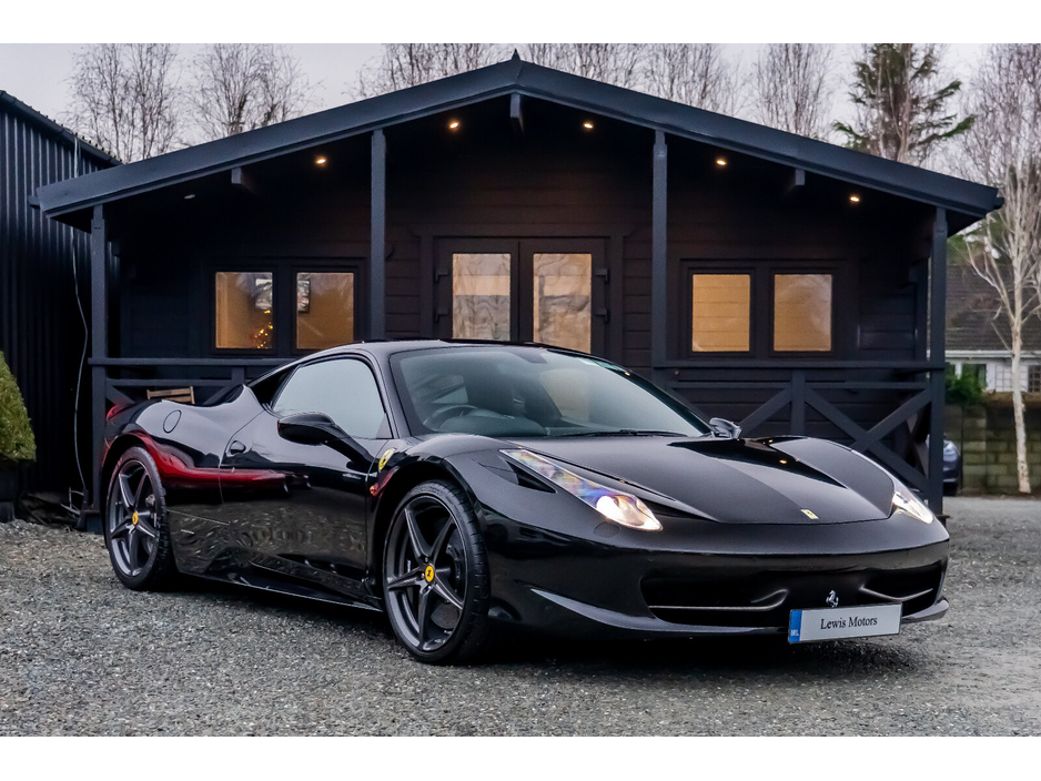 2013 Ferrari 458  €249,950