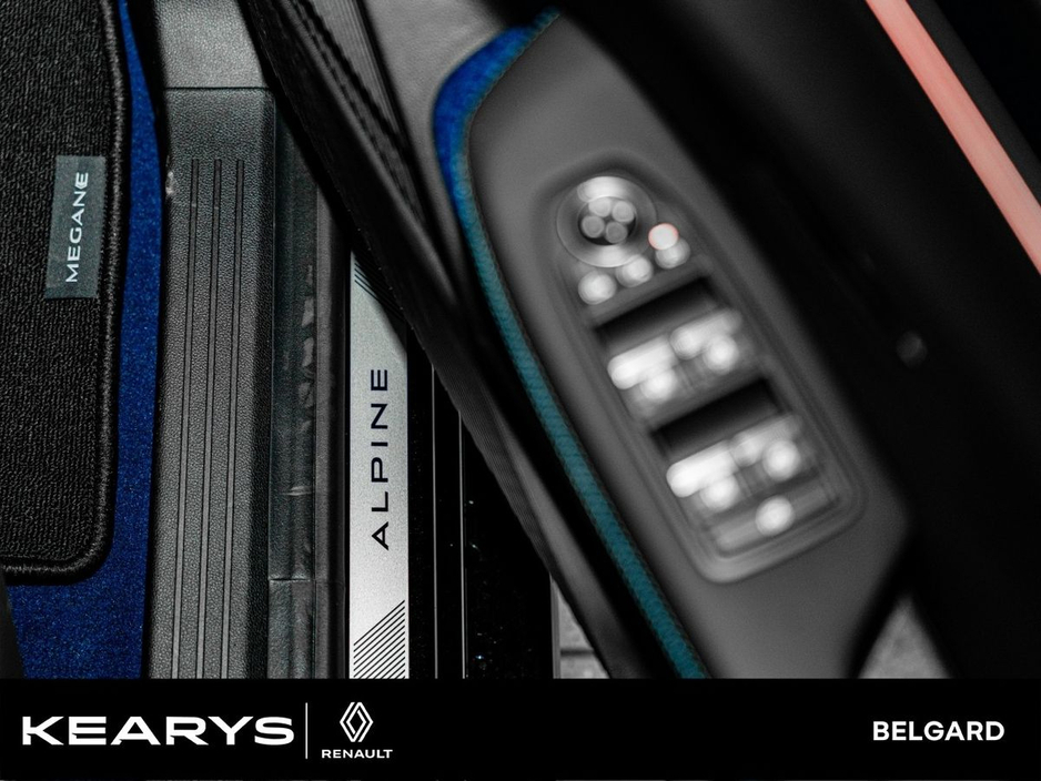 2026 Renault Megane E-Tech Order your new 261 techno esprit Alpine EV60 220h today! €36,995