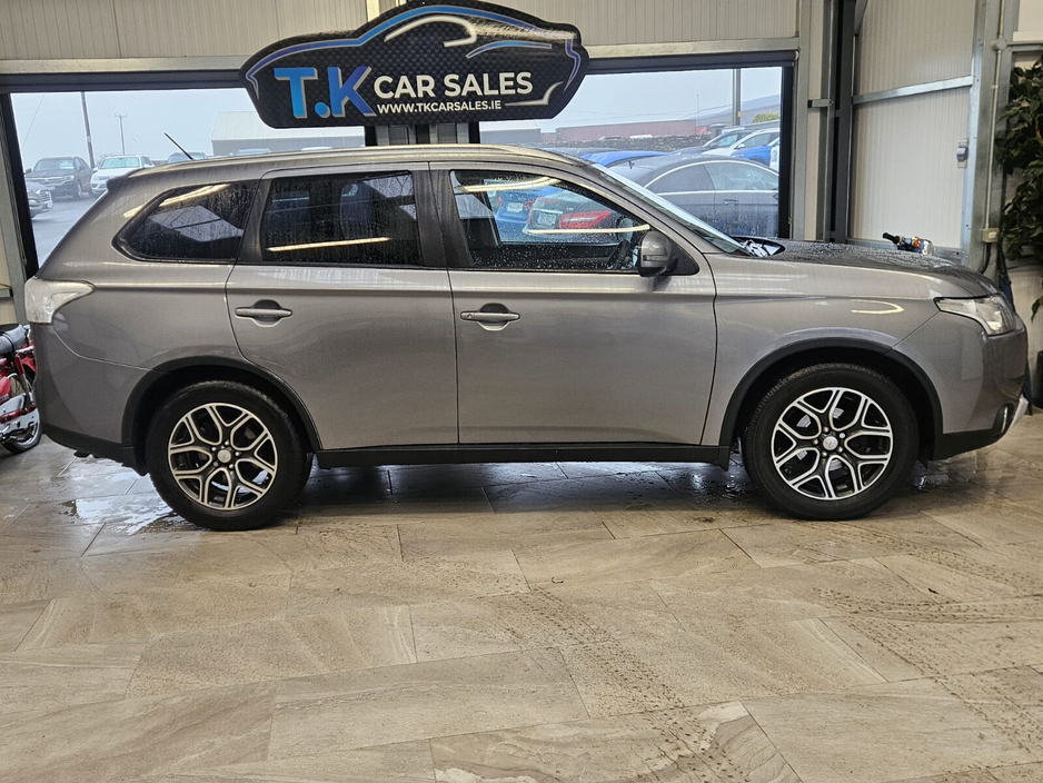 2016 Mitsubishi Outlander 2.2 DI-D 150PS 6MT 4WD 7-Seater Intense