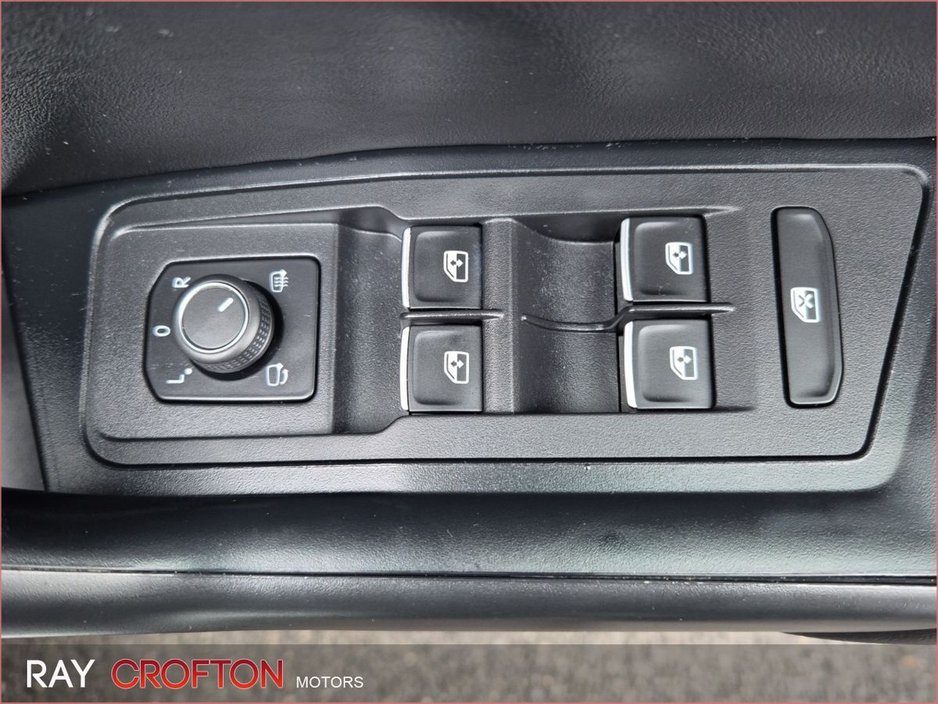 2021 Volkswagen T-Roc 1.0 TSI 110bhp Design €23,950