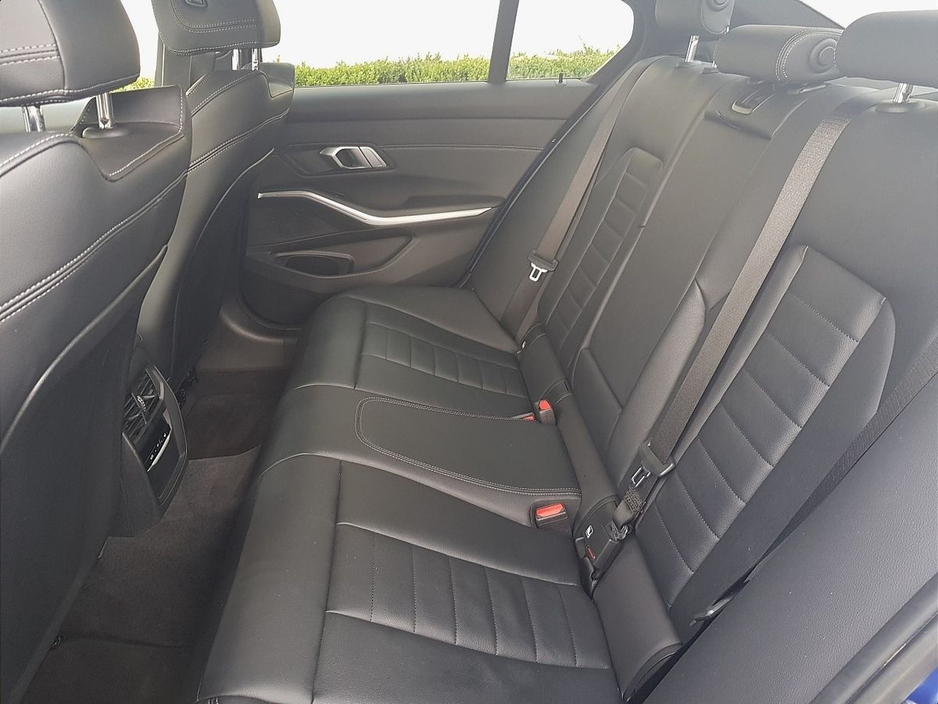 2022 BMW 3 Series 318d M Sport €39,995