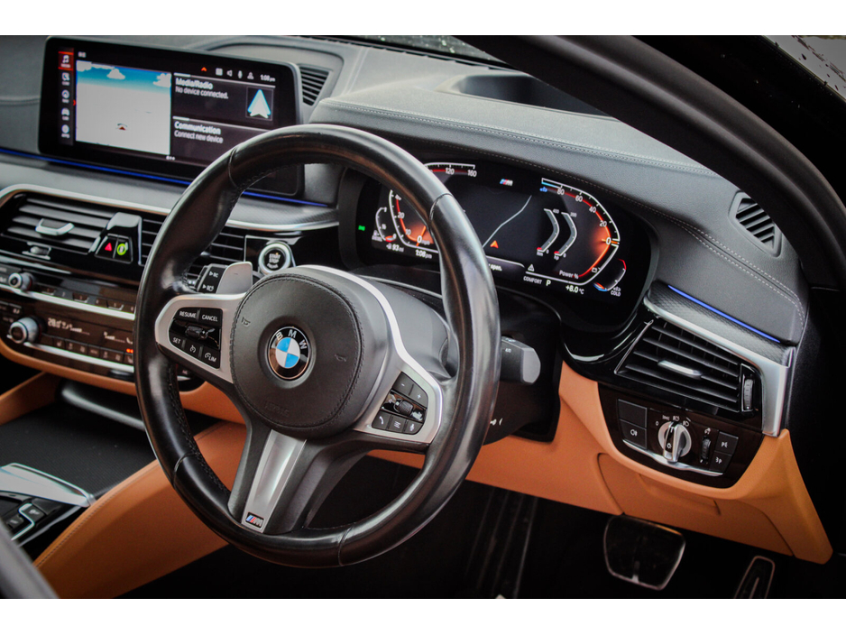 2021 BMW 5 Series 520d M Sport (MHT) €29,995