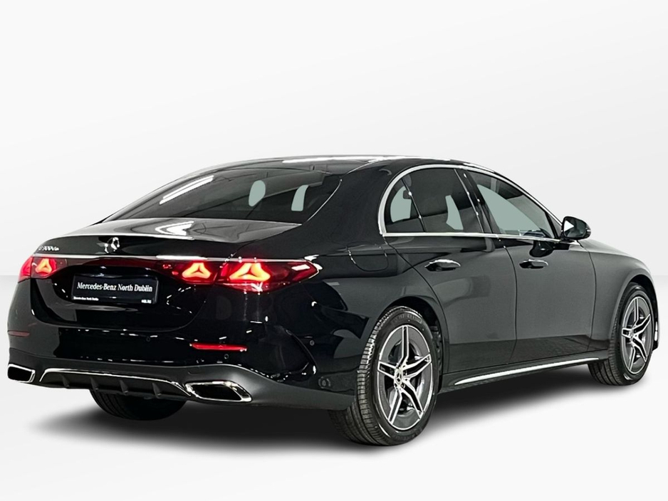 2026 Mercedes-Benz E Class 300de AMG - 19 Inch Alloys - Reversing Camera - Ambient Lighting - Sat Nav - Climate Control - Electric Heated Memory Seats - Keyless Start - Apple CarPlay/Android Auto €86,790