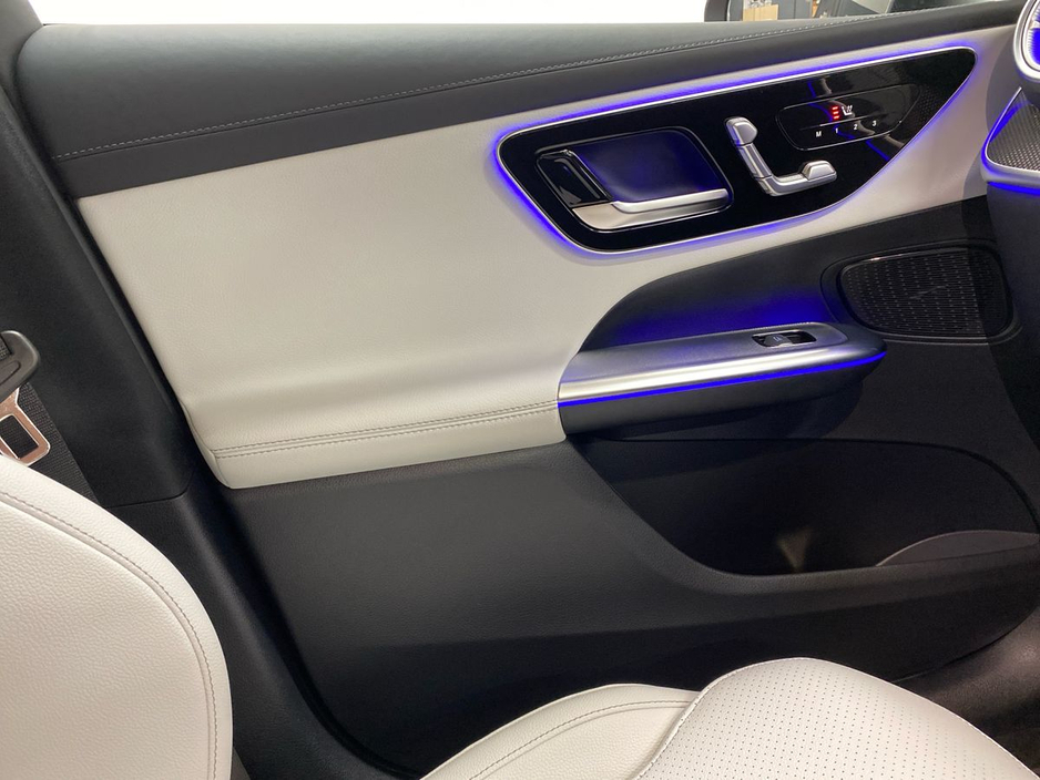 2026 Mercedes-Benz GLC Class GLC 300e | Reversing Camera, Heated Seats, Night Package €87,633