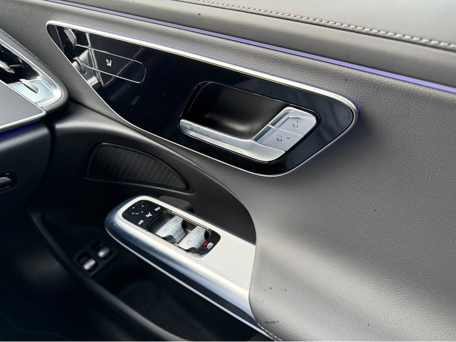 2024 Mercedes-Benz E Class STUNNING LOOKING URBAN EDITION HYBRID PHEV//STUNNING IN ALPINE GREY//VERY LOW MILEAGE//SIMI AND AA DEALER €68,950