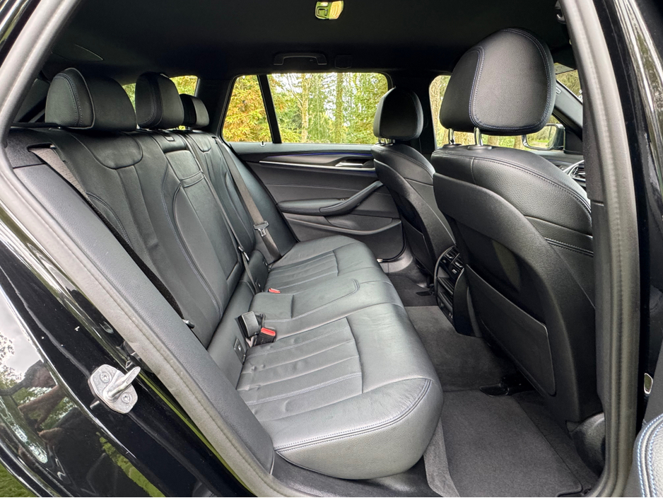 2022 BMW 5 Series 520D MSPORT X-DRIVE TOURING €42,950