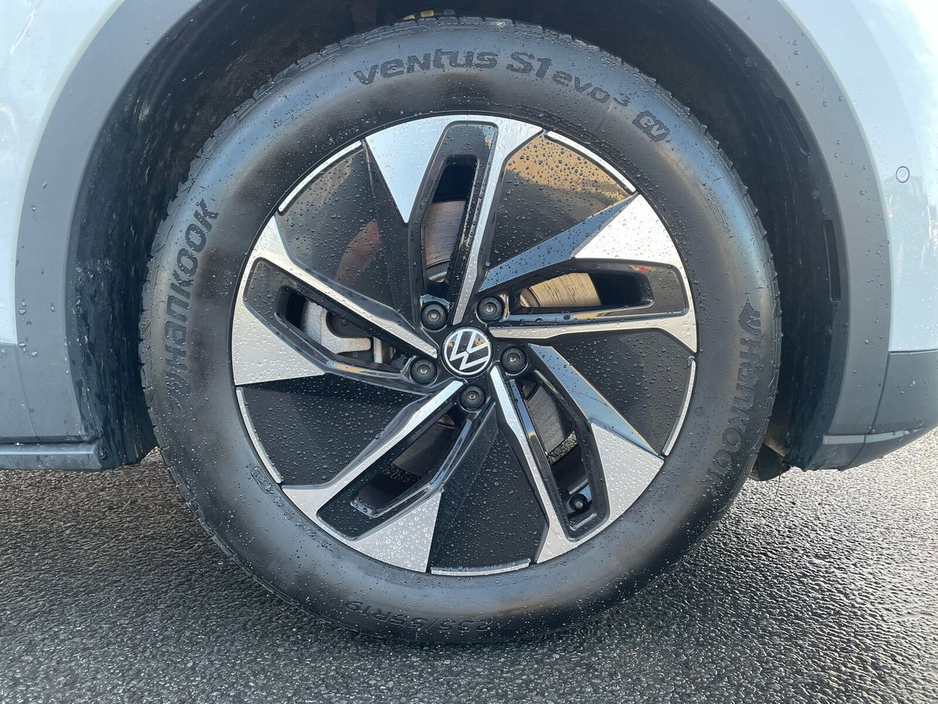 2025 Volkswagen ID.4 ID.4 PRO PLUS 77KWH 286HP €41,975