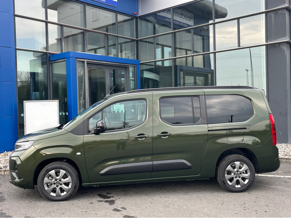 2026 Opel Combo Life WHEELCHAIR ACCESSIBLE 7 SEATER AUTOMATIC €35,700