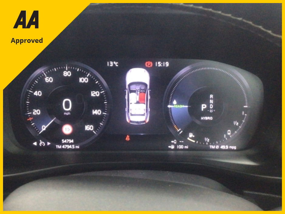 2021 Volvo XC40 2021 T4 1.5 PHEV R Design €32,950