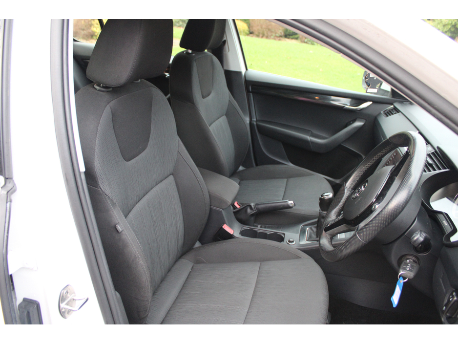 2019 Skoda Octavia STYLE 1.6 TDI 115HP 4DR €14,295