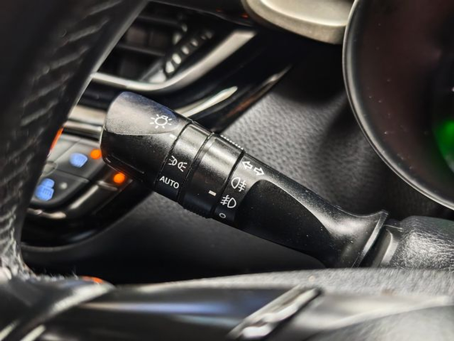 2018 Toyota C-HR 1.8 Excel CVT Automatic, Reversing camera €18,695