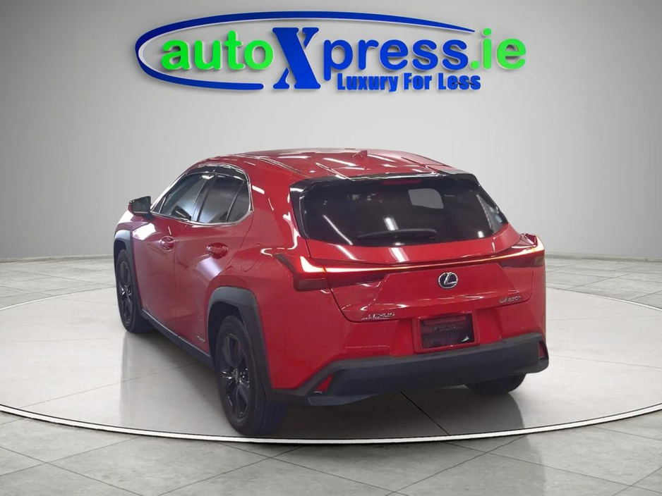2021 Lexus UX 250 H 2.0 Hybrid VERSION C Leather Pack €29,995