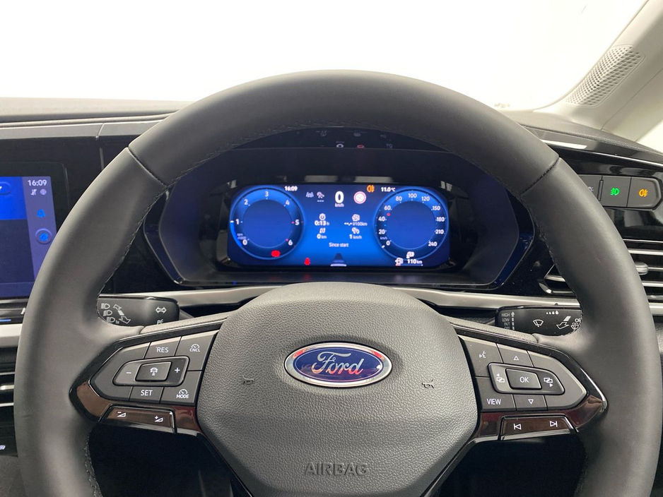 2026 Ford Transit Connect Limited 220 SWB L1 2.0L EcoBlue 102PS €26,480