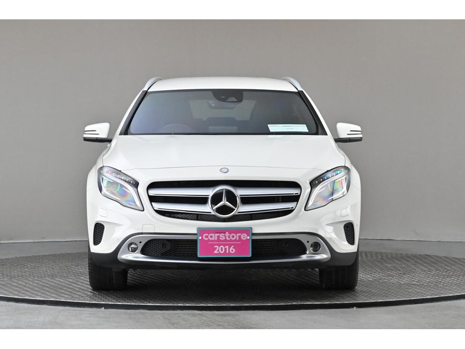 2016 Mercedes-Benz GLA Class GLA 180 *HALF LEATHER*REVERSE CAM*PARK SENSORS* €18,890