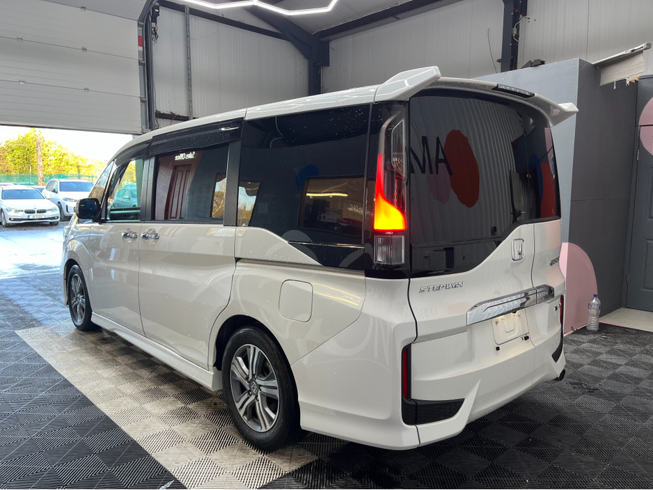 2021 Honda Stepwagon €30950! 2021 HONDA STEPWAGON 7 SEATER AUTOMATIC G SENSING 2.0 AUTOMATIC / REVERSE CAMERA / CRUISE CONTROL / AUTOMATIC DOORS €30,950