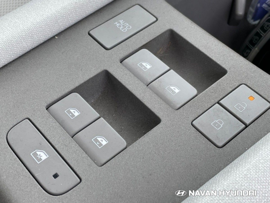 2023 Hyundai Ioniq 6 Elegance 77 kW €31,495