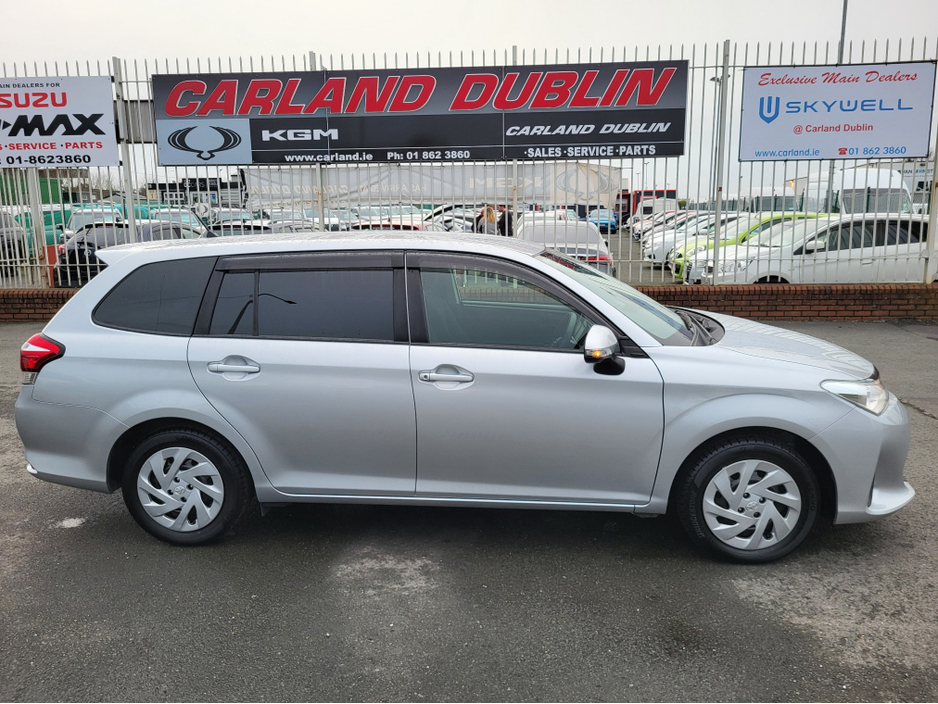 2022 Toyota Corolla (2yr warranty) 1.5 Hybrid Automatic Fielder 2921 €19,999