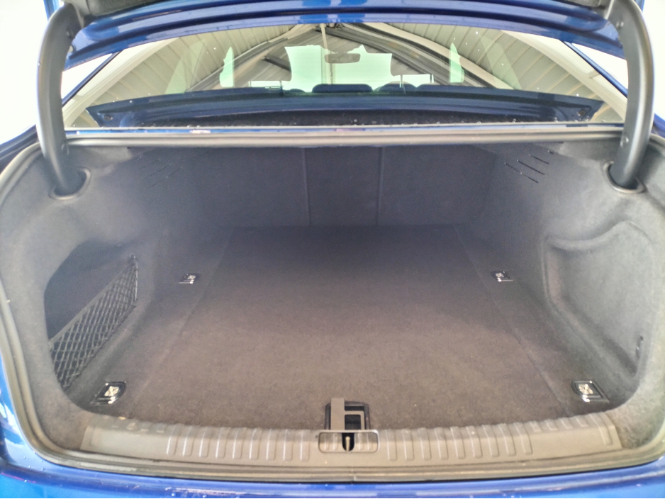 2019 Audi A6 S LINE 40 TDI Quattro mint €31,800