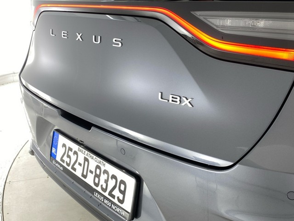 2025 Lexus LBX Elegant €39,950