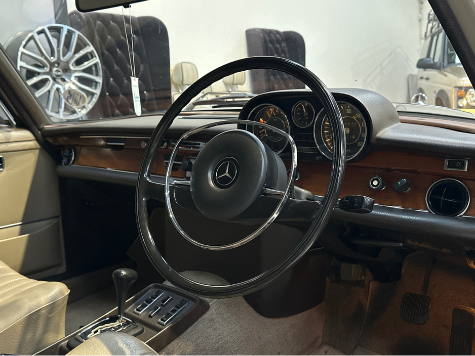 1970 Mercedes-Benz 280 280 SE AUTO VINTAGE €24,950