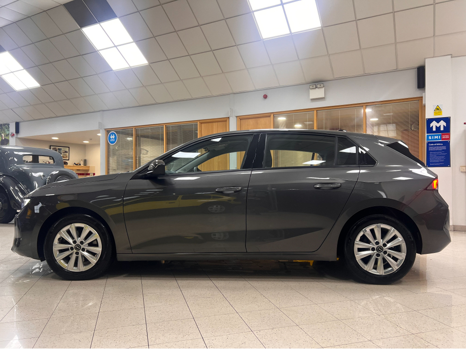2024 Opel Astra AUTOMATIC DIESEL Best Value As New  **Finance Arranged/High Spec/Automatic www.bolands.ie Est.1955 €25,950