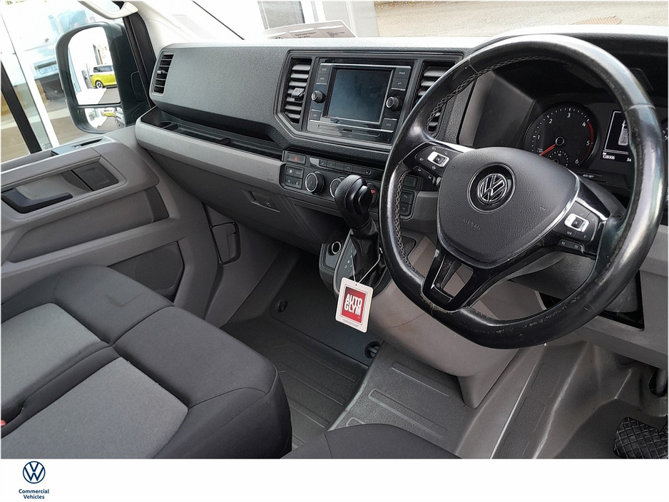 2022 Volkswagen Crafter VAN 35 2.0TDI 177BHP MEDIUM WHEEL BASE HIGHLINE AUTOMATIC 4-MOTION WITH TOWBAR & HEATED SEATS (VAT INVOICE) €32,516