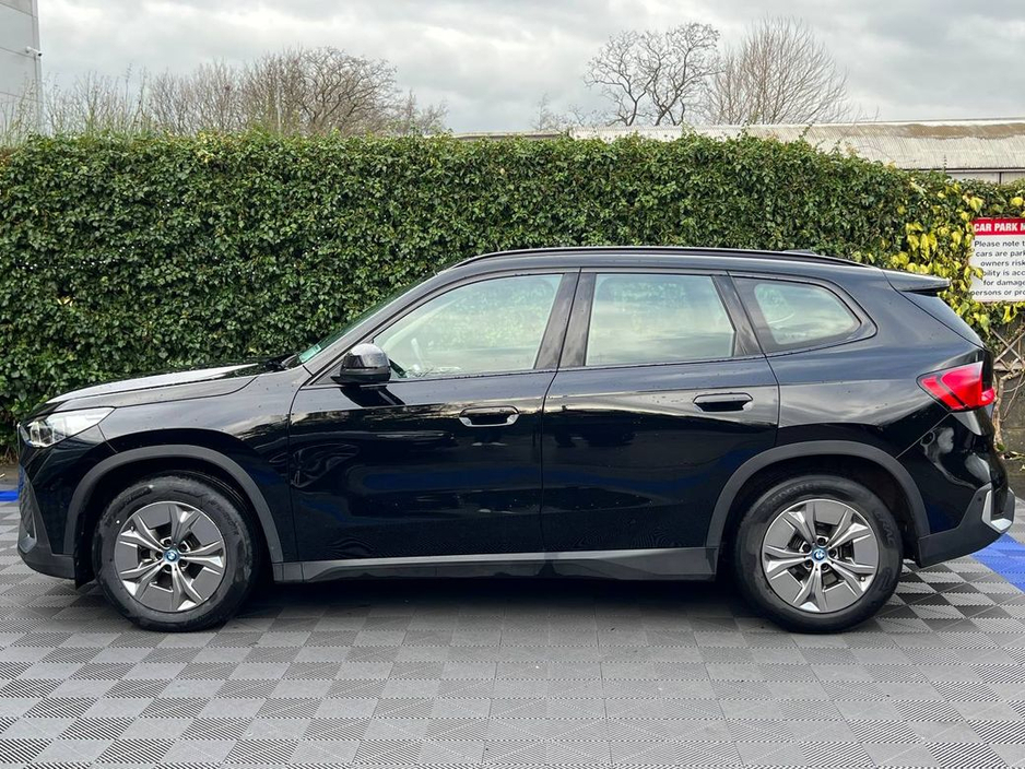 2025 BMW iX1 EDRIVE20 SPORT // NEW 19" ALLOYS // HEADS-UP DISPLAY // HEATED SEATS // ADAPTIVE CRUISE CONTROL €39,900