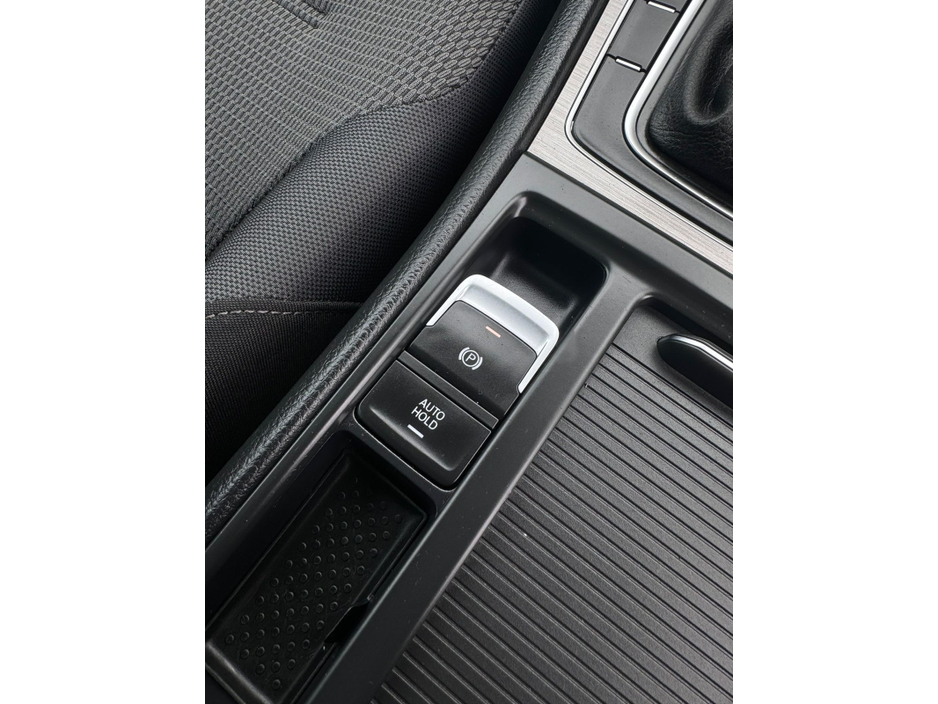 2016 Volkswagen Golf 1.2TSI AUTO €12,800