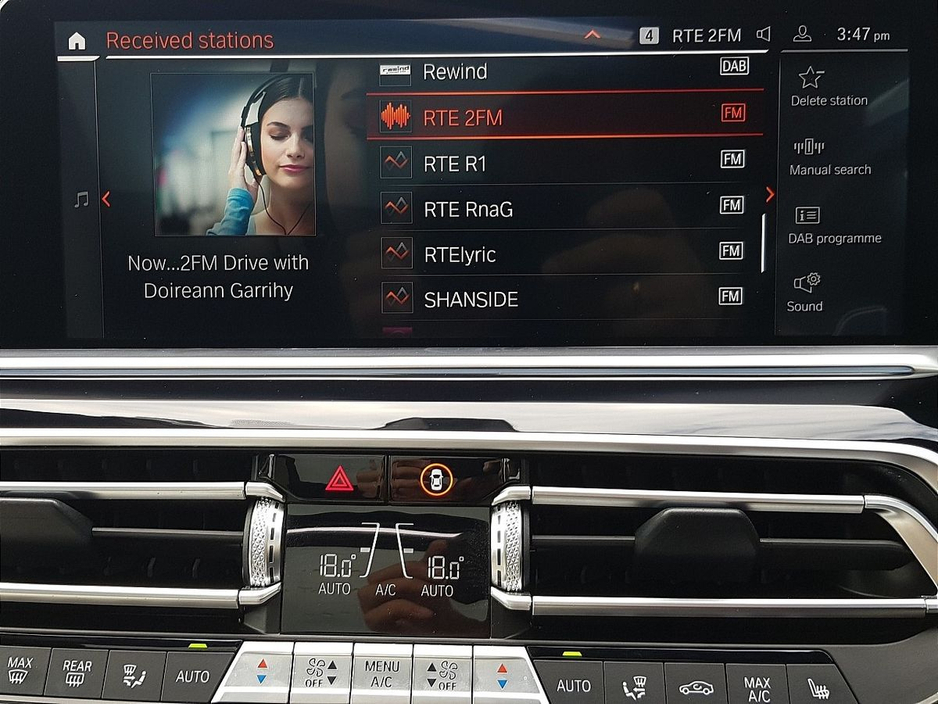 2021 BMW X5 xDrive45e M Sport €67,995