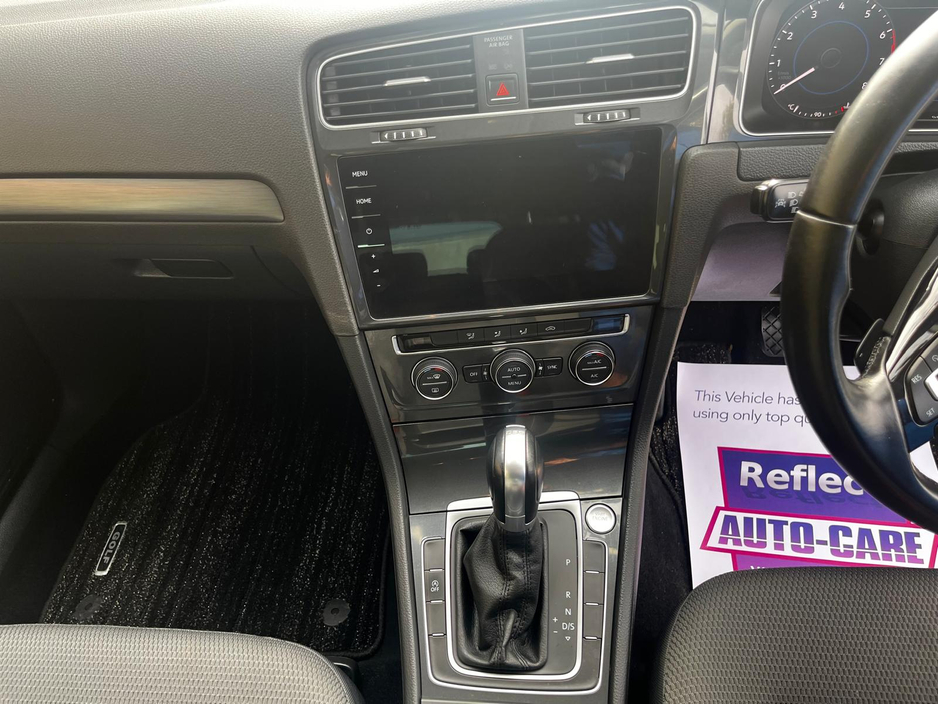2018 Volkswagen Golf 1.2 PETROL AUTOMATIC €18,950
