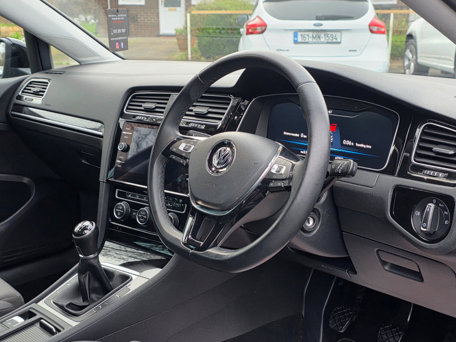 2018 Volkswagen Golf 1.0 TSI 115HP R-Line €18,999