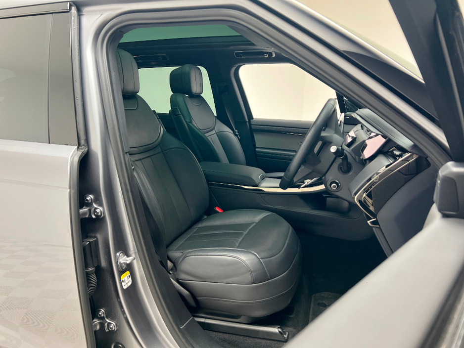 2023 Land Rover Range Rover Sport DYNAMIC SE P440E 440HP *PAN ROOF* €94,990