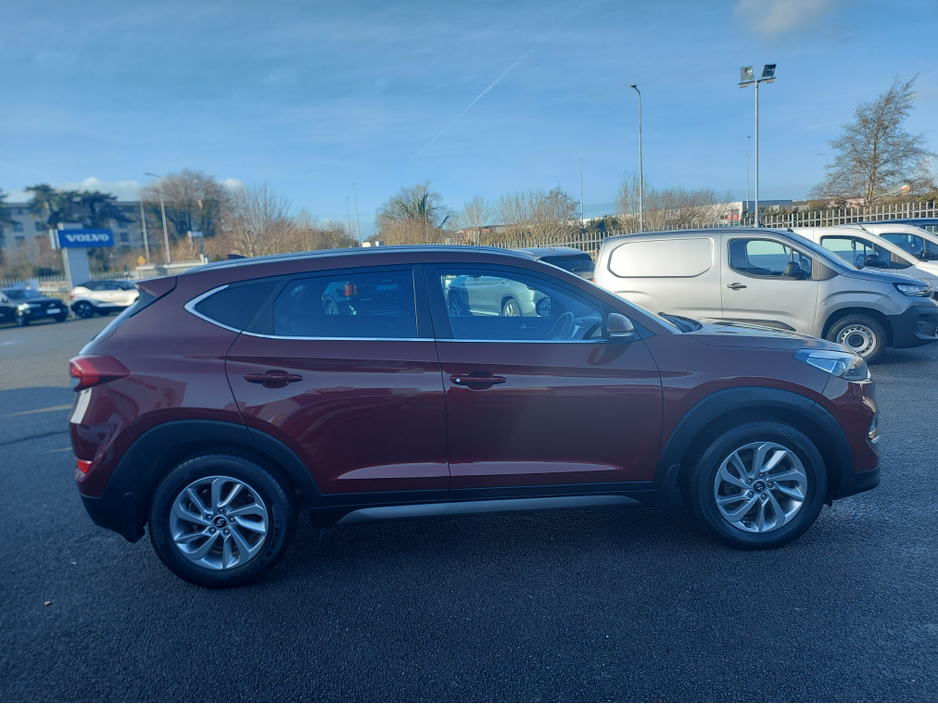 2016 Hyundai Tucson 1.7 PREMIUM BLD 116PS 5 5DR €10,950