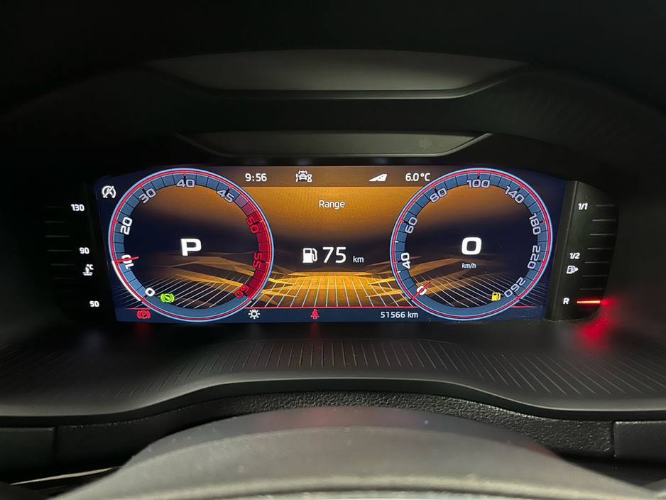 2023 Skoda Karoq Sportline DSG 2.0TDI 115BHP - Reversing Camera - Climate Control - Heated Seats - Cruise Control - Apple CarPlay/Android Auto