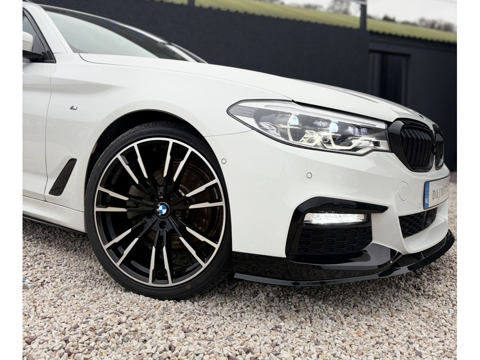 2017 BMW 5 Series 5 Series 520D M Sport Estate Auto €27,950