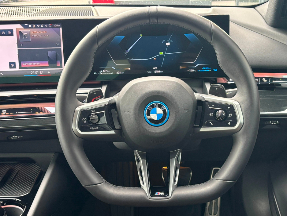 2025 BMW 5 Series 530e M Sport Auto €67,990