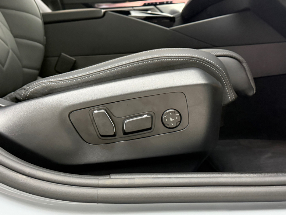 2025 BMW 5 Series 530E M SPORT €71,990