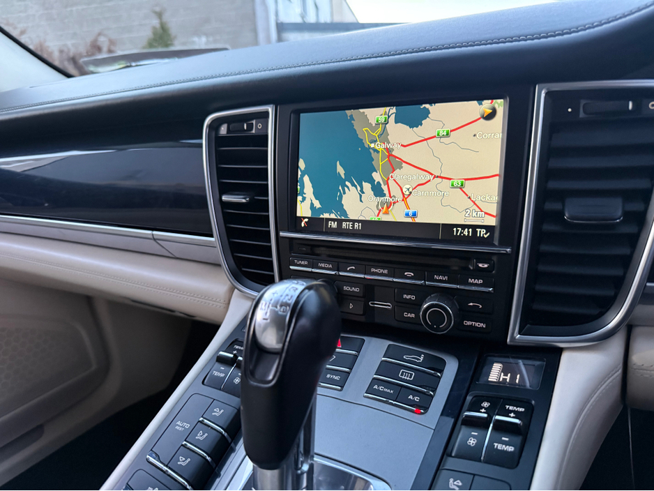 2014 Porsche Panamera PORSCHE PANAMERA 3.0 V6 FACELIFT 300BHP TURBO LOOK,SUNROOF ,HEATED SEATS ,REVERSE CAMERAS,SAT NAV ,PREMIUM TURBO LEATHER (rare) €29,840