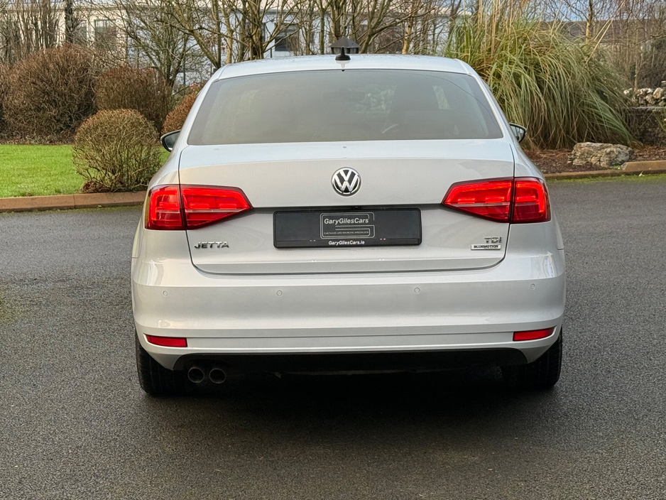 2017 Volkswagen Jetta 2.0 TDI 110HP Highline €12,950