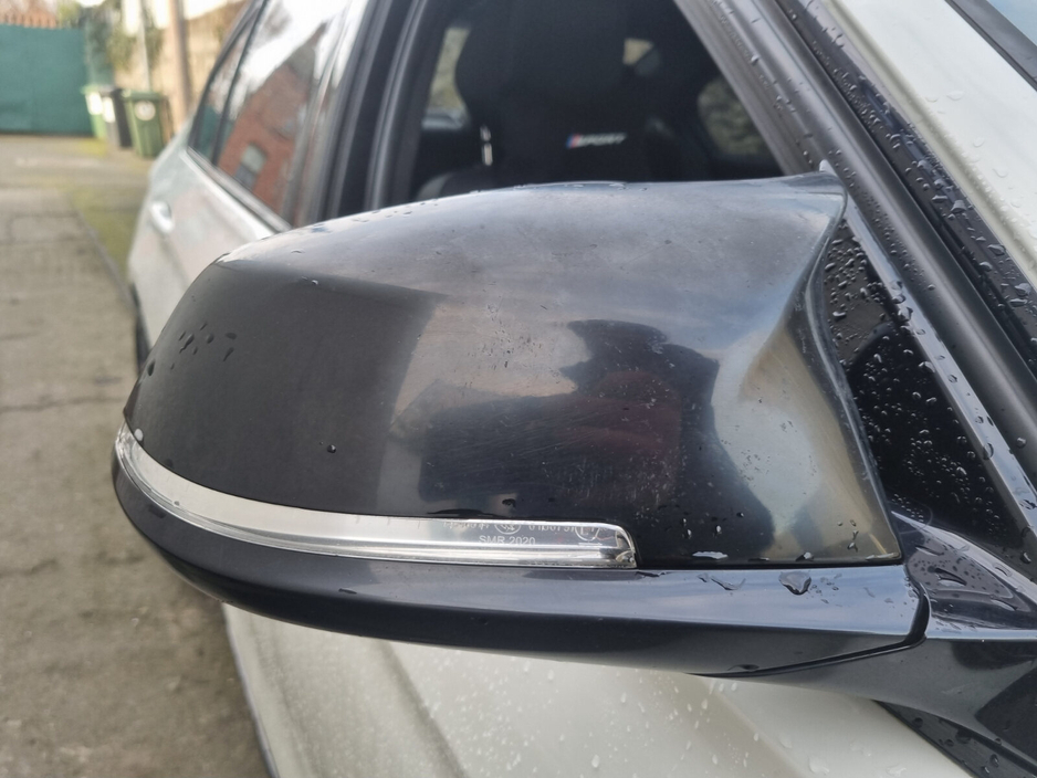 2017 BMW 3 Series 330e M Sport €14,499