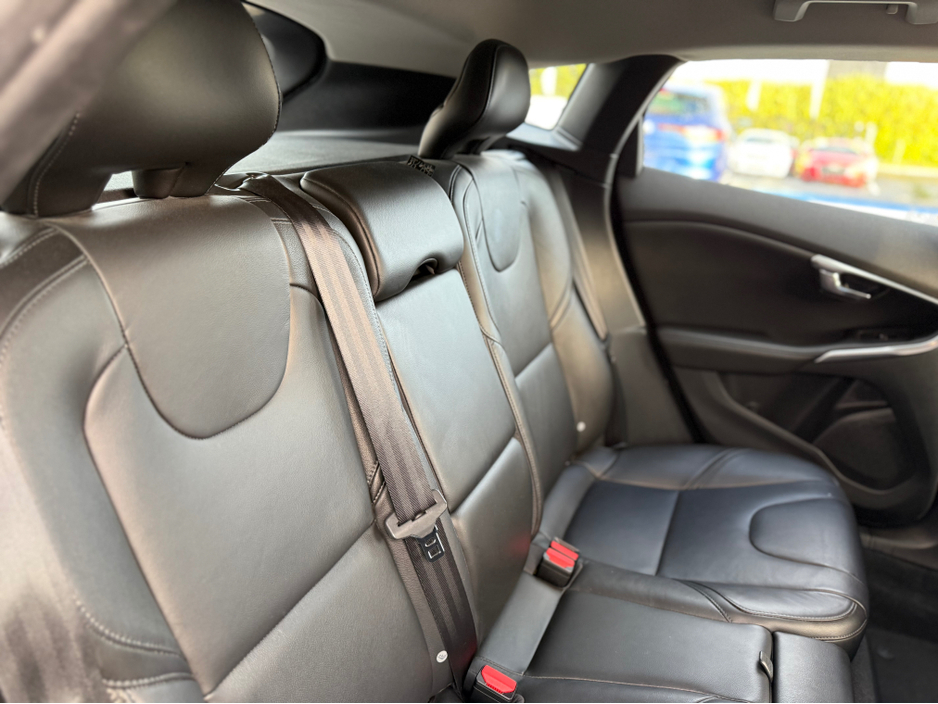 2018 Volvo V40 D4 INSCRIPTION - 2.0L DIESEL - AUTO - 12M WARRANTY - CAR: 1615 €14,950