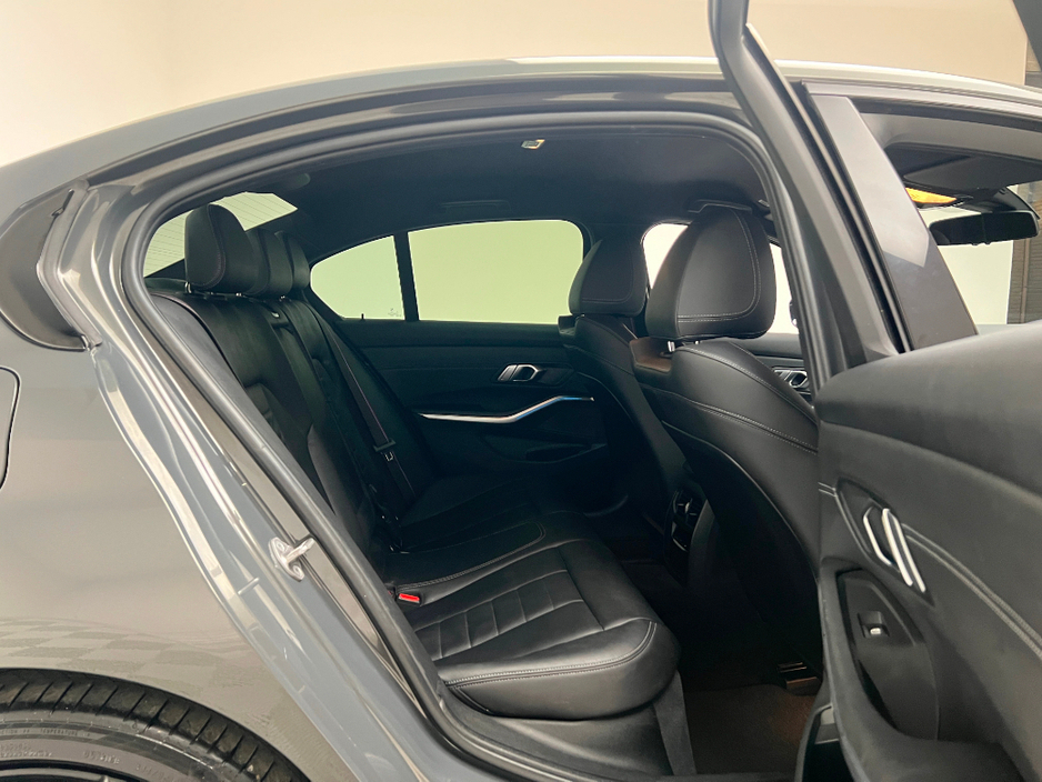 2022 BMW 3 Series 330E M SPORT PRO EDITION €29,990