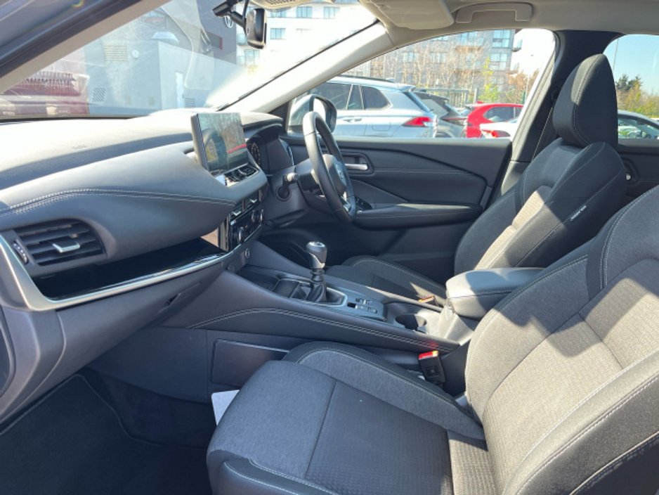 2023 Nissan Qashqai QQ 1.3 HYB SV PREMIUM €31,950