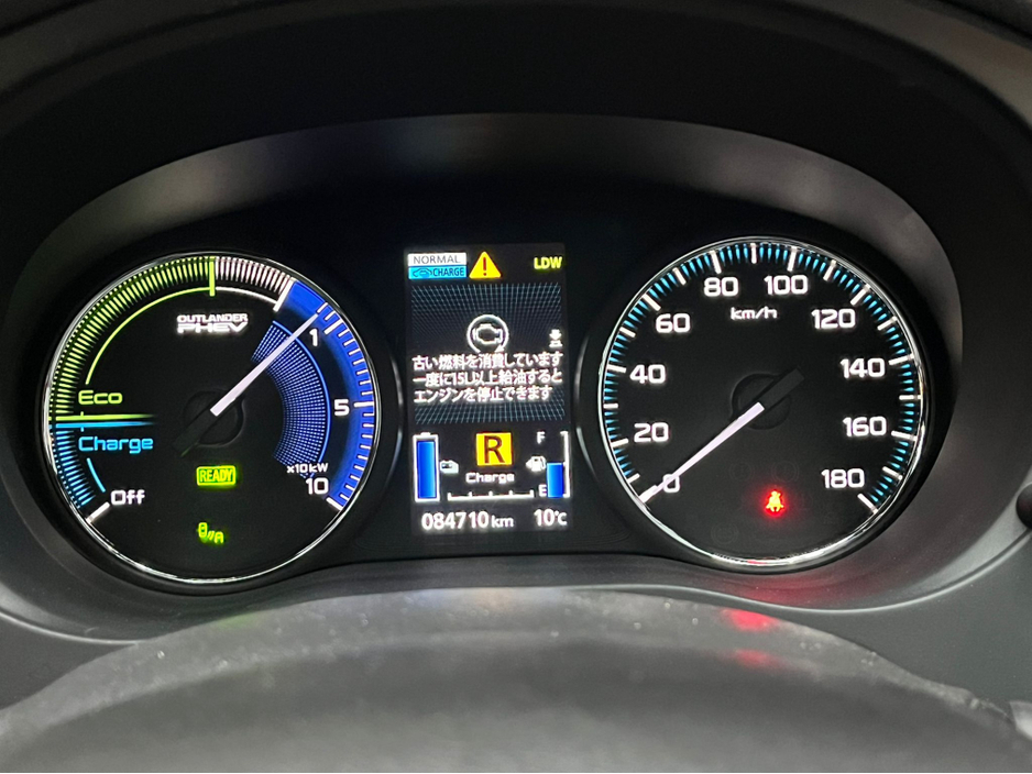 2018 Mitsubishi Outlander €19950! 2018 MISTUBISHI OUTLANDER PHEV HEATED SEATS - SUNROOF - HEATED STEERING WHEEL - CRUISE CONTROL - Reverse Camera €19,950