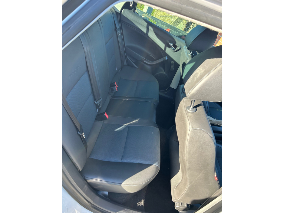 2015 SEAT Ibiza 5DR 1.2 70HP SPORT 4DR €8,500