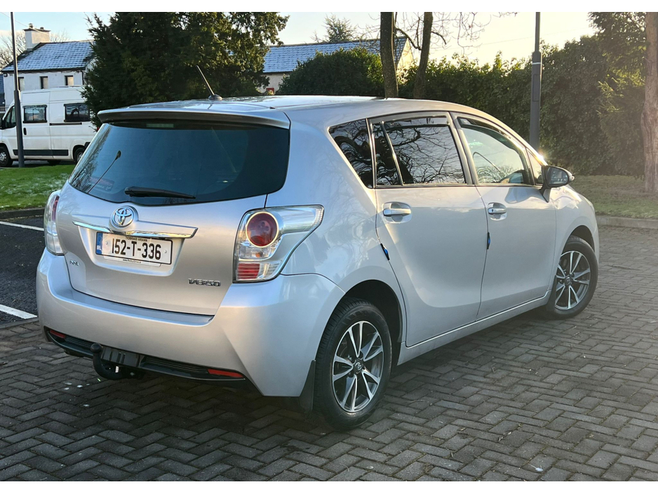 2015 Toyota Verso 1.6 D LUNA SKYVIEW 4DR €6,950
