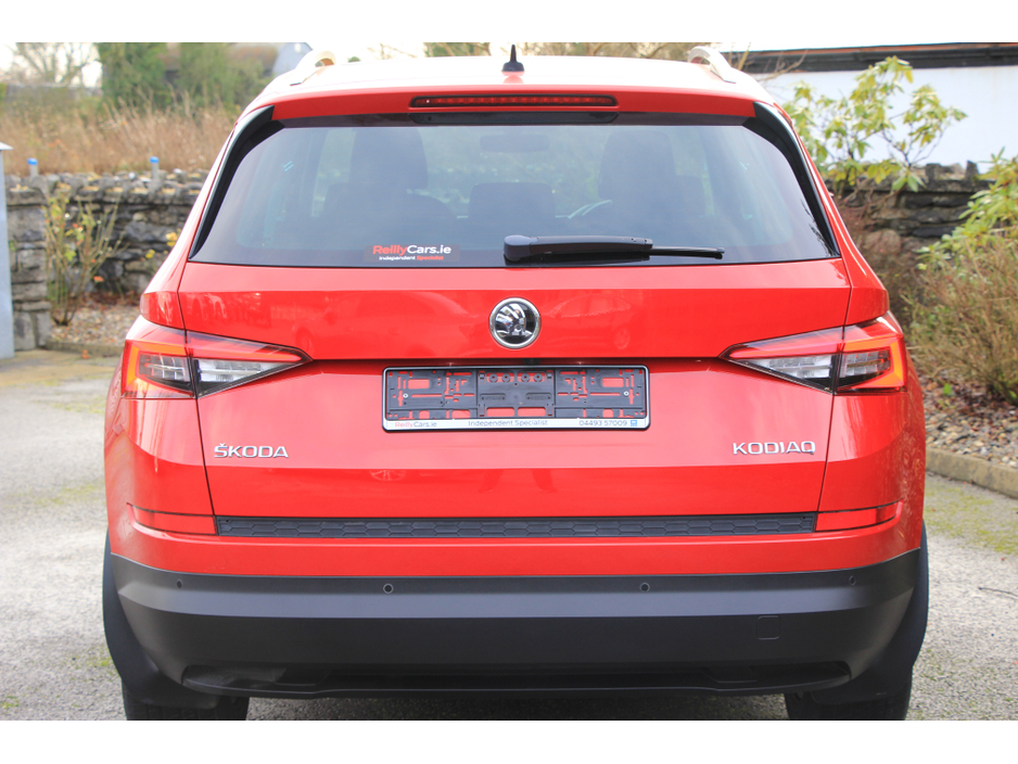 2018 Skoda Kodiaq DSG * Low KMs *Sunroof * 7 seats Huge spec €28,950