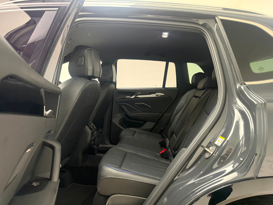 2025 BMW 3 Series 330E M SPORT €57,990