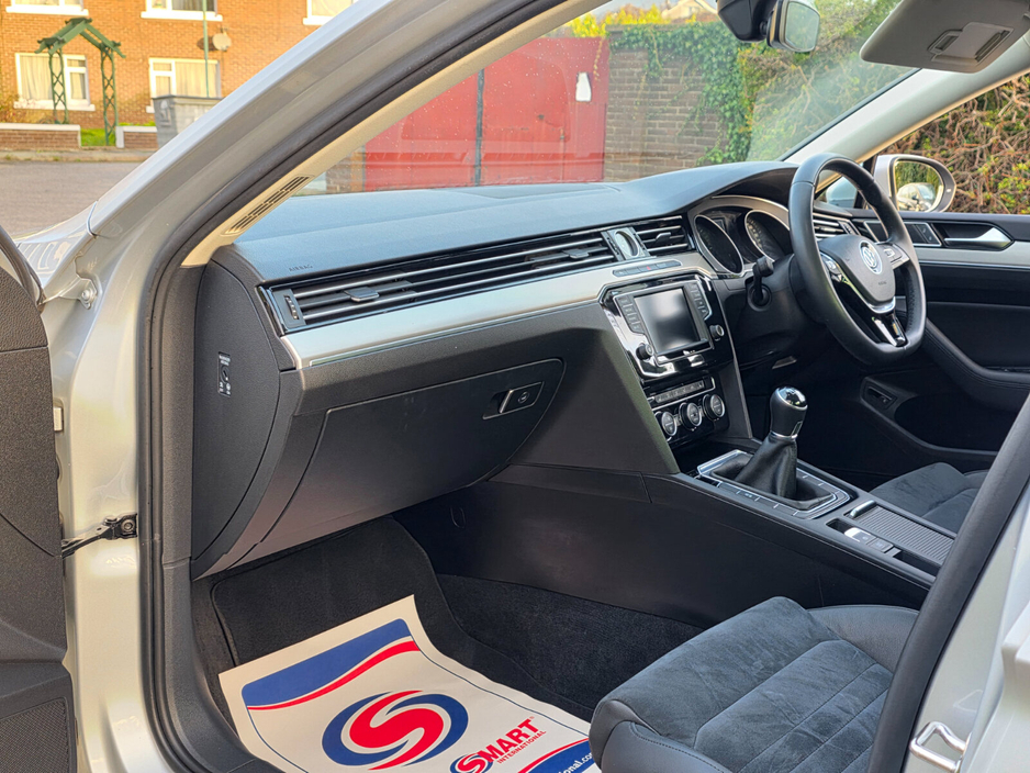 2015 Volkswagen Passat 1.6 TDI 120HP Highline €13,999