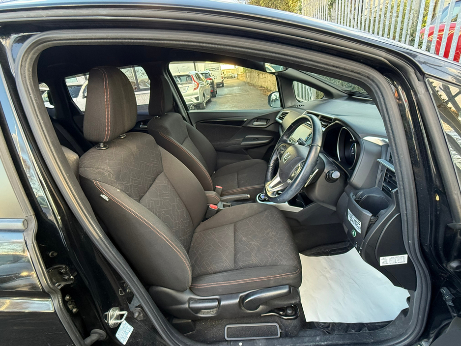 2016 Honda Fit  €11,400